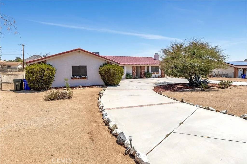 Apple Valley, CA 92307,18765 Munsee RD