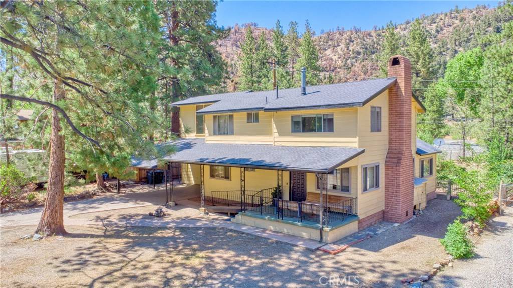 Wrightwood, CA 92397,960 Snowbird RD