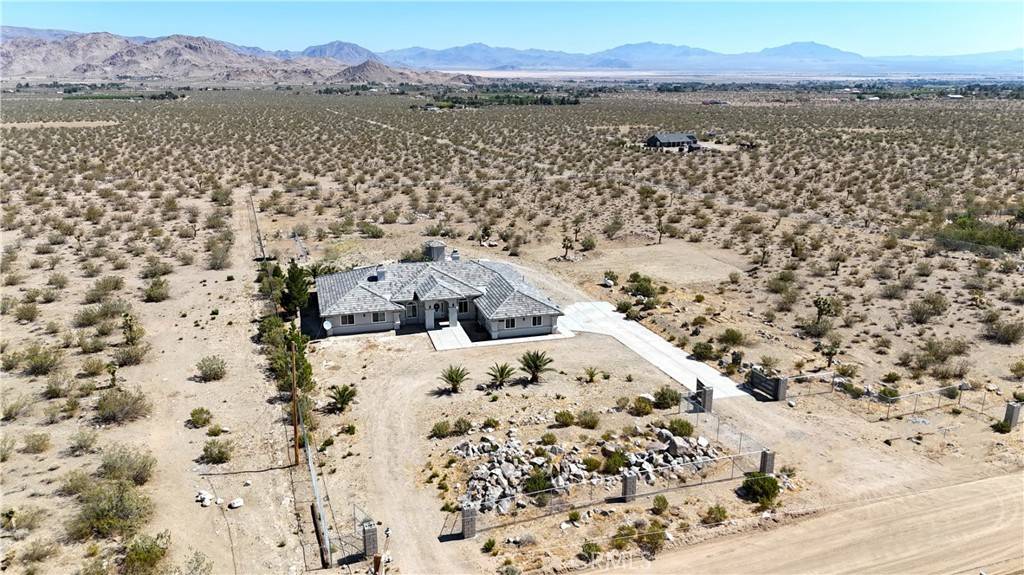 Lucerne Valley, CA 92356,30788 Buenos Aires RD
