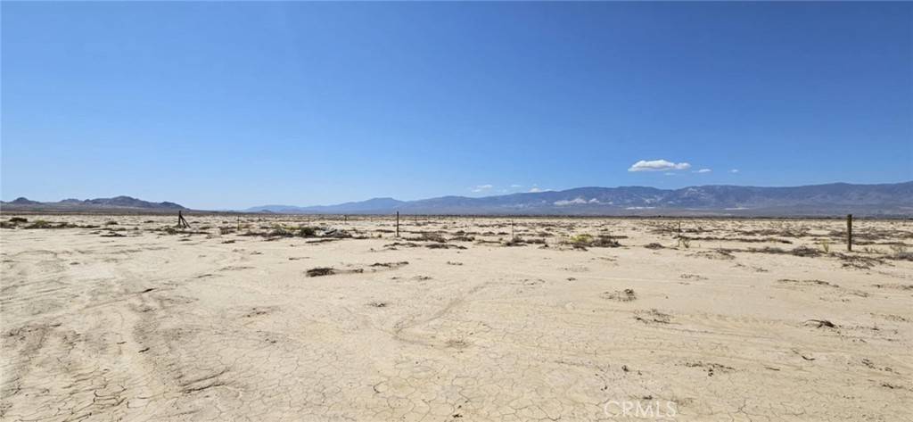 Lucerne Valley, CA 92356,800 Lincoln AVE