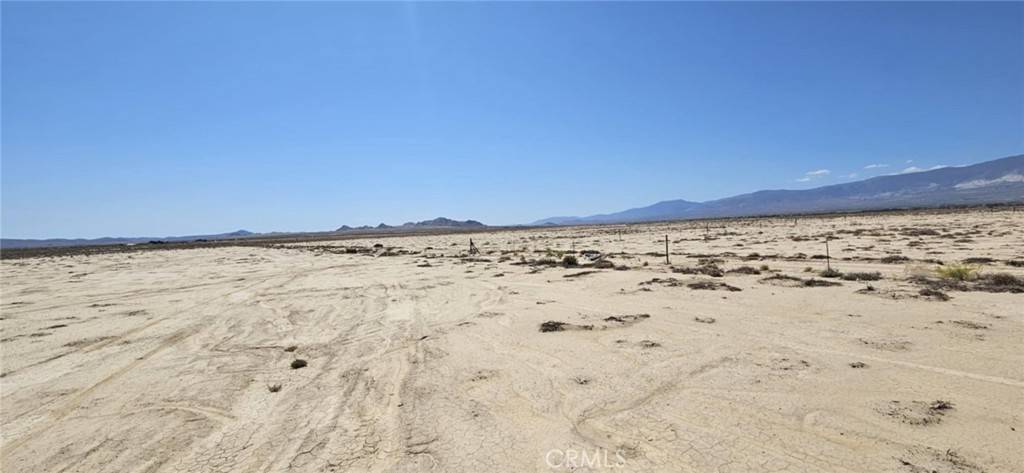 Lucerne Valley, CA 92356,800 Lincoln AVE