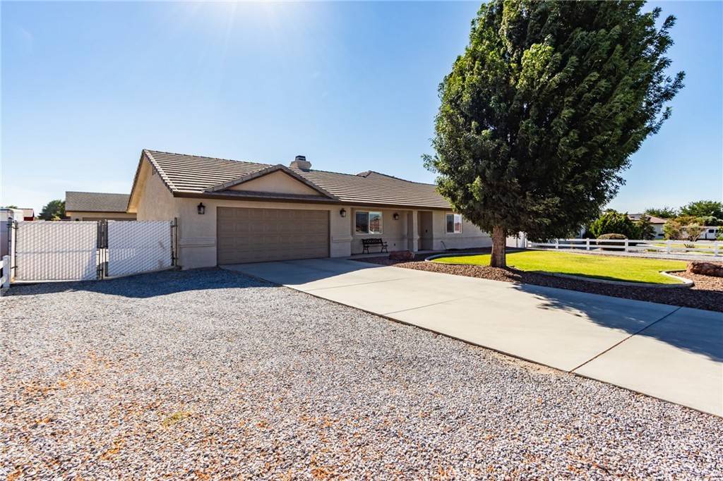 Hesperia, CA 92345,7434 Paisley AVE