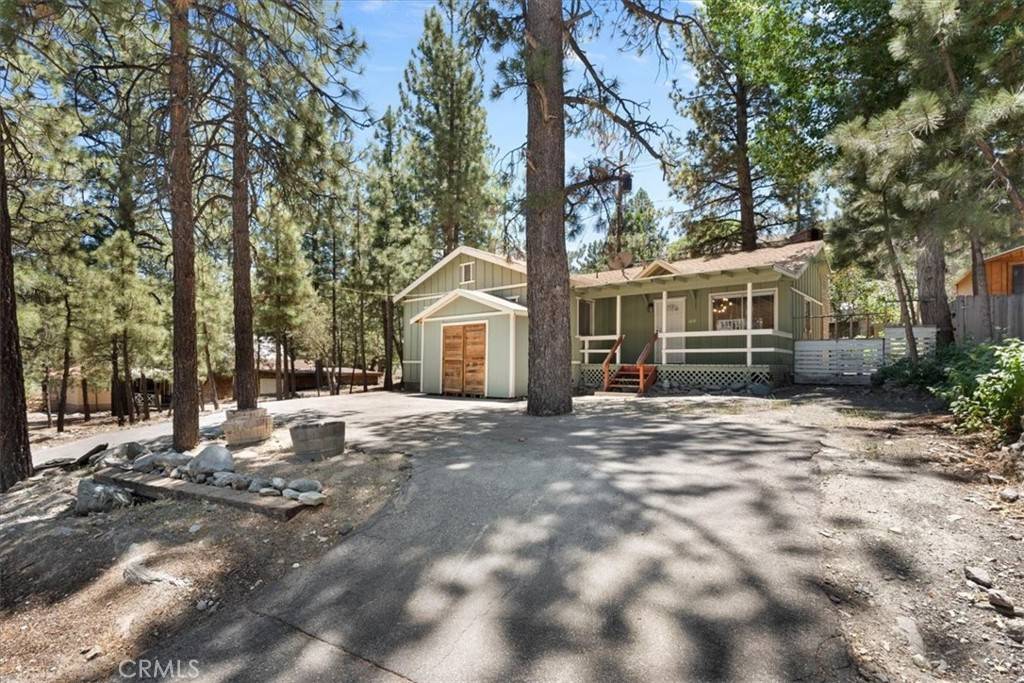 Wrightwood, CA 92397,1869 Thrush RD