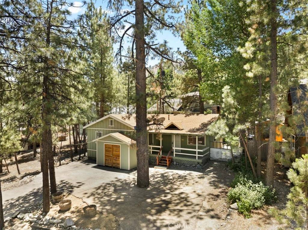 Wrightwood, CA 92397,1869 Thrush RD
