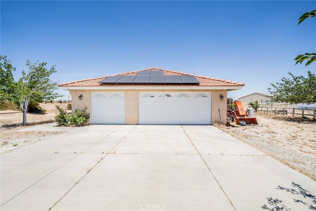 Phelan, CA 92371,8225 Ailanthus ST