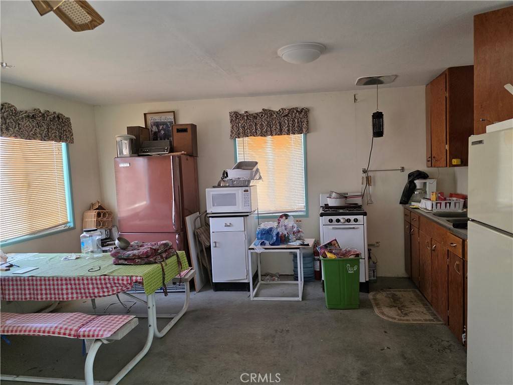 Landers, CA 92285,5457 Larrea RD