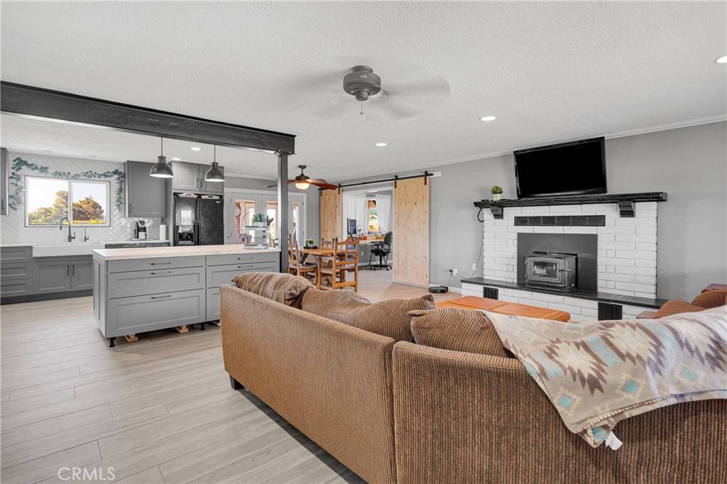 Hesperia, CA 92345,15680 Larch ST