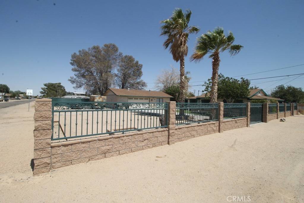 Yermo, CA 92398,38103 Dividing Line ST