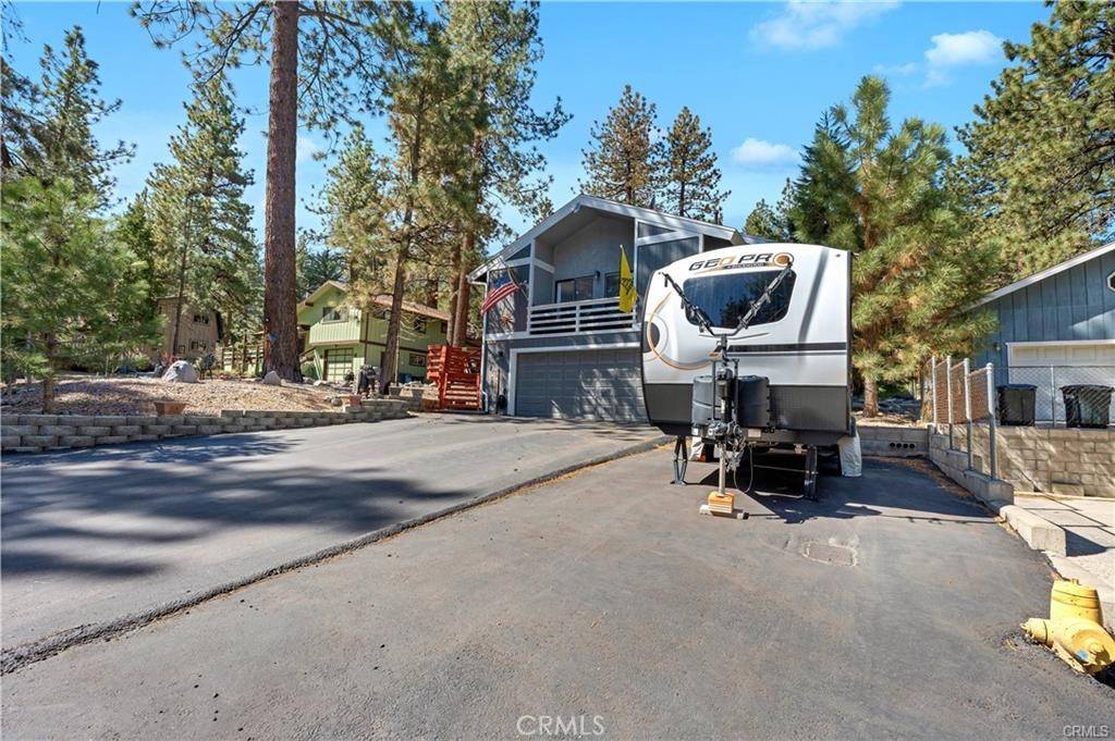 Wrightwood, CA 92397,1799 Betty ST