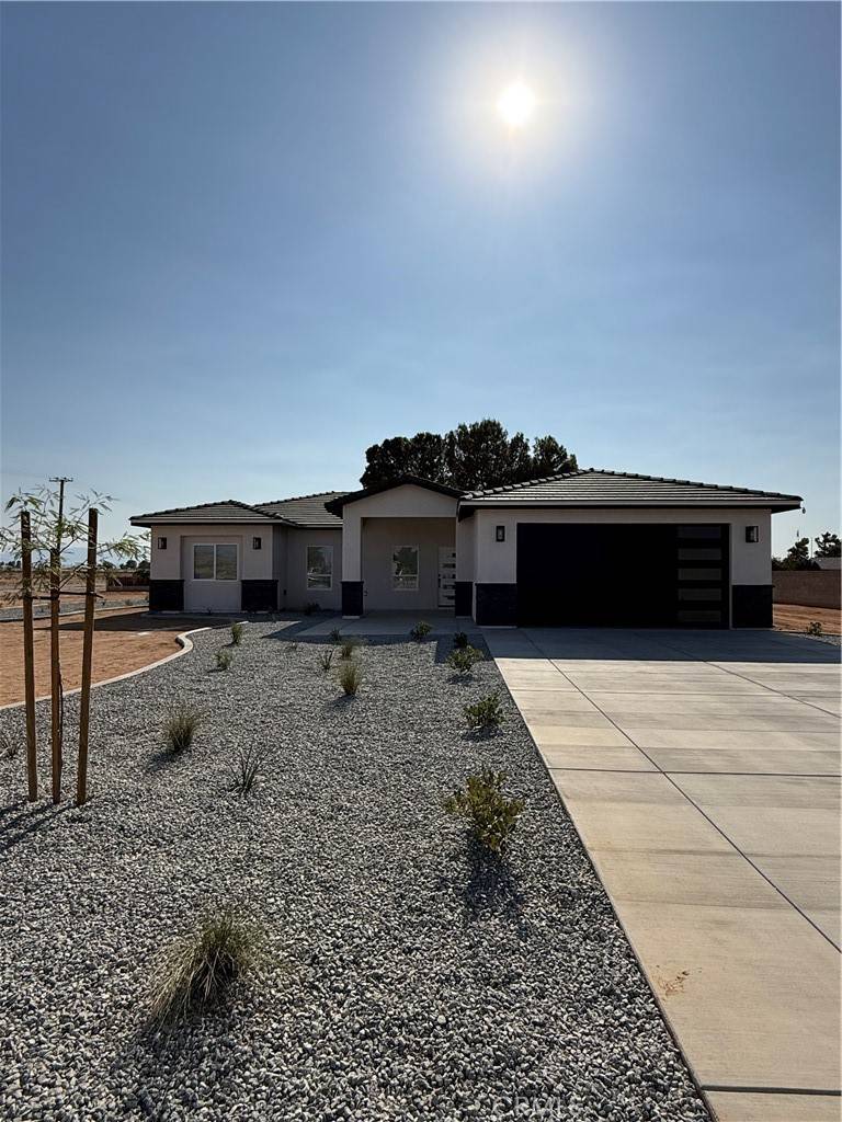 Apple Valley, CA 92308,10516 Mohawk