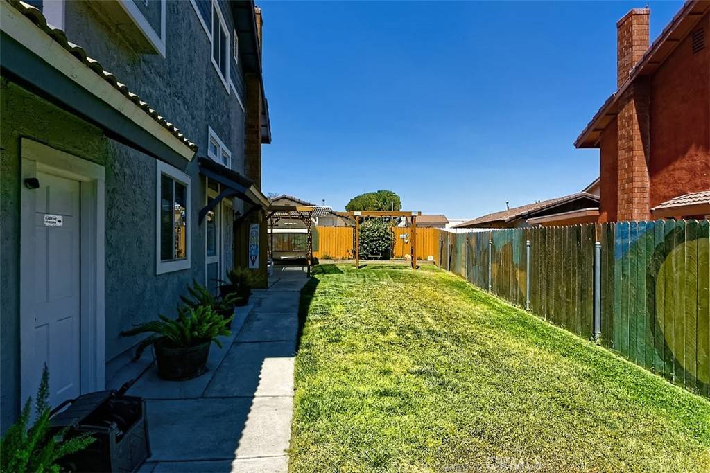 Victorville, CA 92392,12164 Galaxy ST