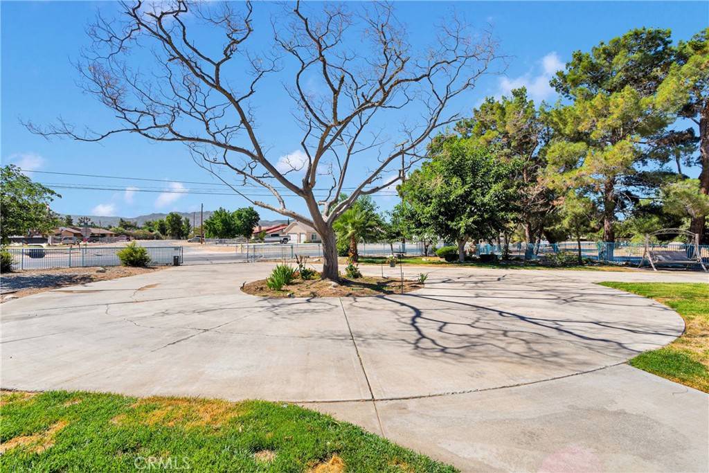 Hesperia, CA 92345,16912 Danbury AVE