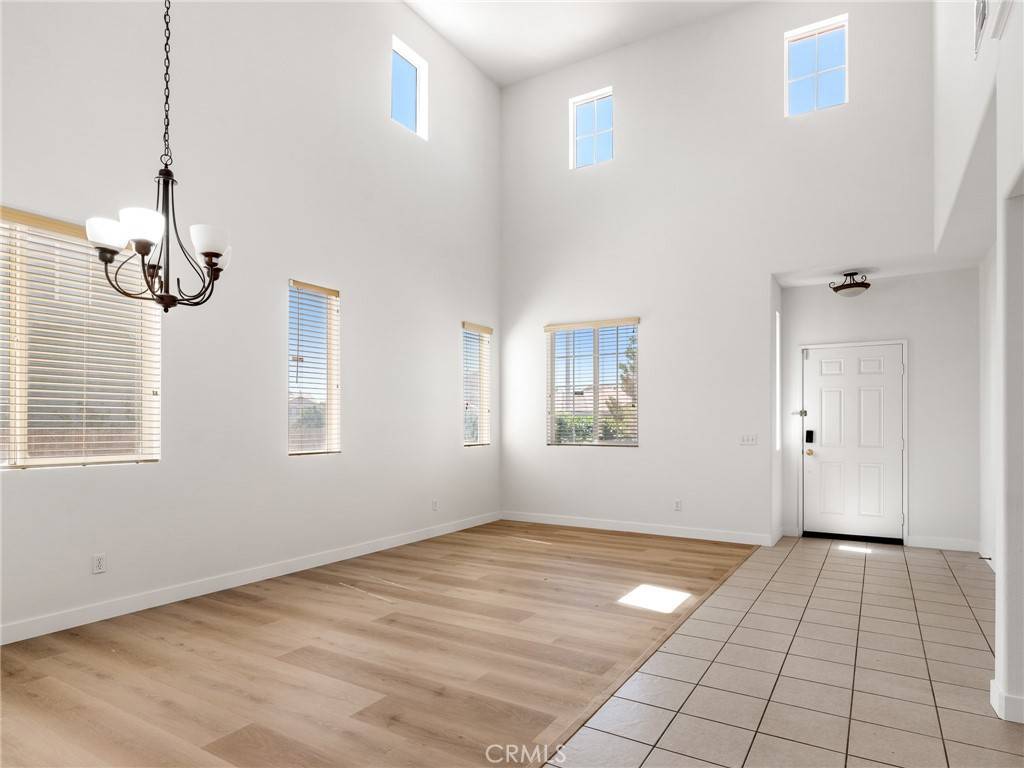 Victorville, CA 92394,14580 Phoenix ST
