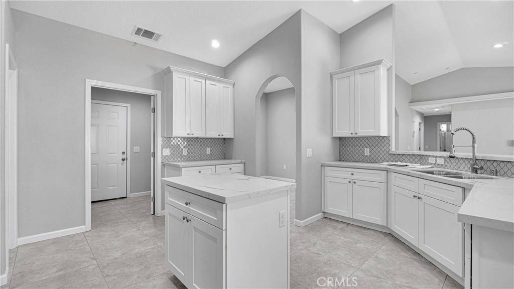 Hesperia, CA 92345,7939 Lassen AVE