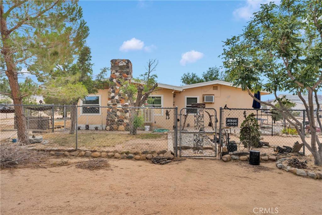 Lucerne Valley, CA 92356,10378 Willow Wells AVE