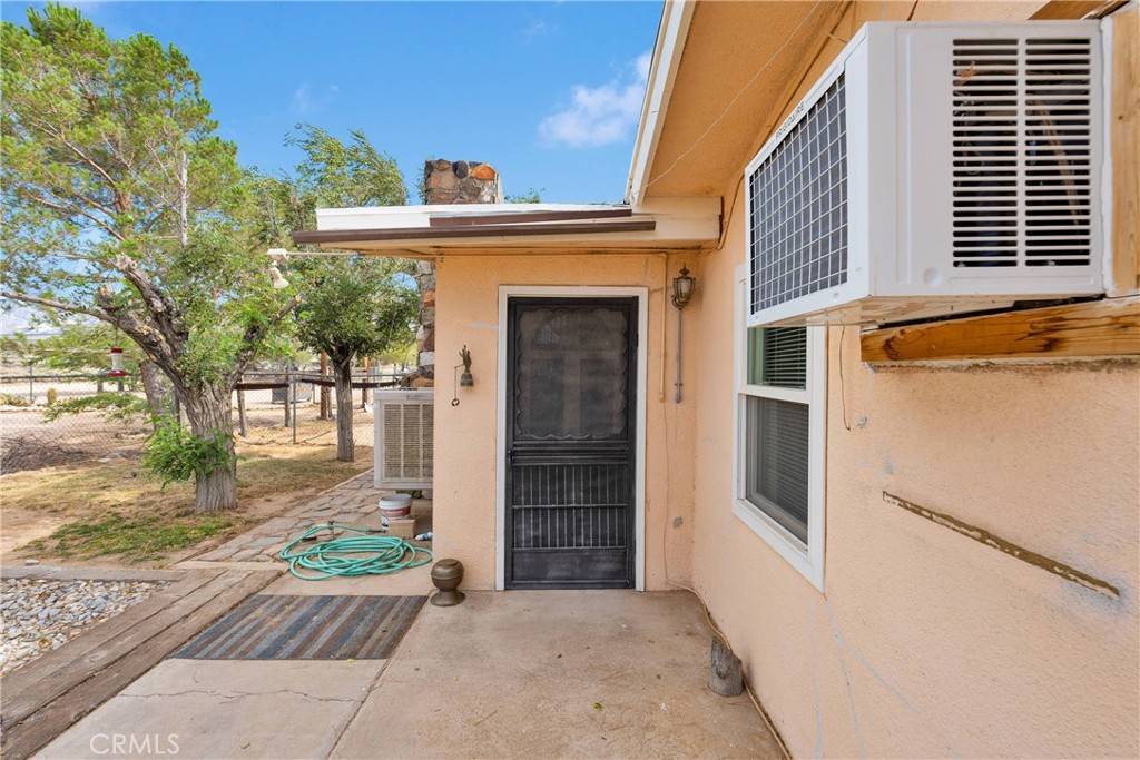 Lucerne Valley, CA 92356,10378 Willow Wells AVE