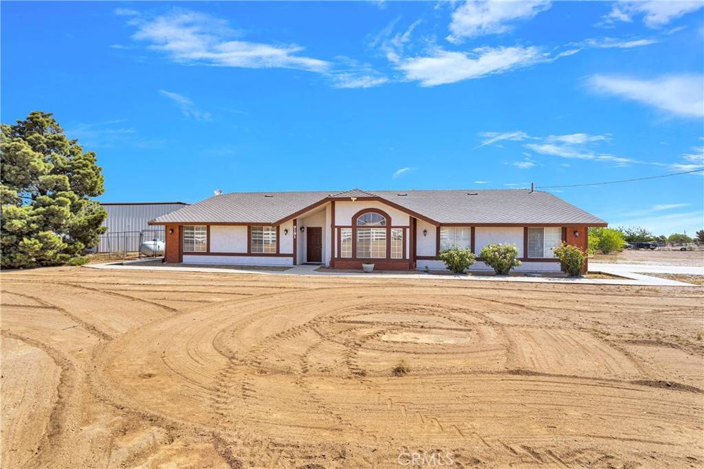 Phelan, CA 92371,9191 White RD