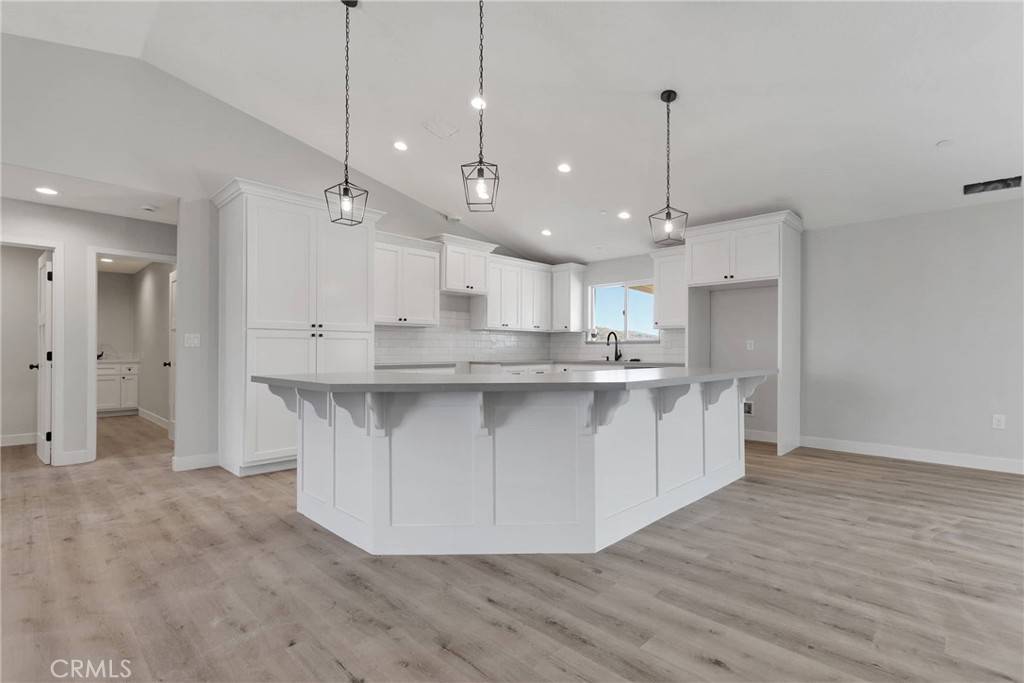 Apple Valley, CA 92307,15049 Temecula RD