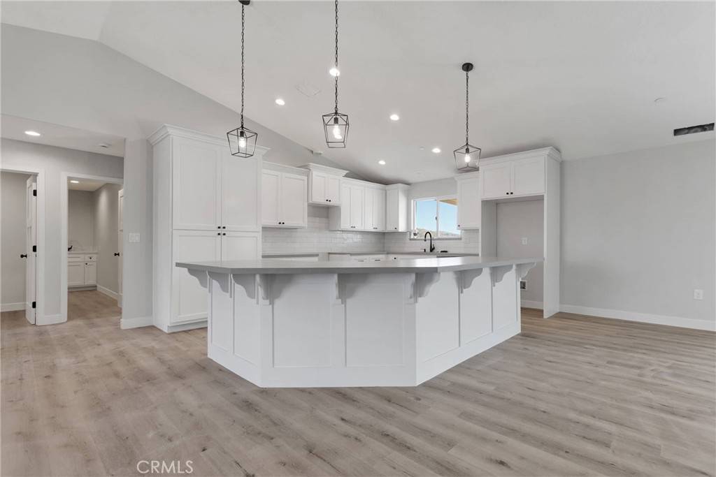 Apple Valley, CA 92307,15049 Temecula RD