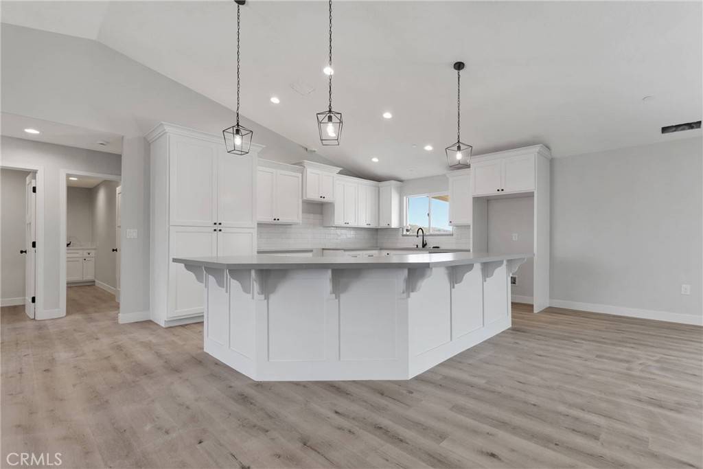 Apple Valley, CA 92307,15049 Temecula RD