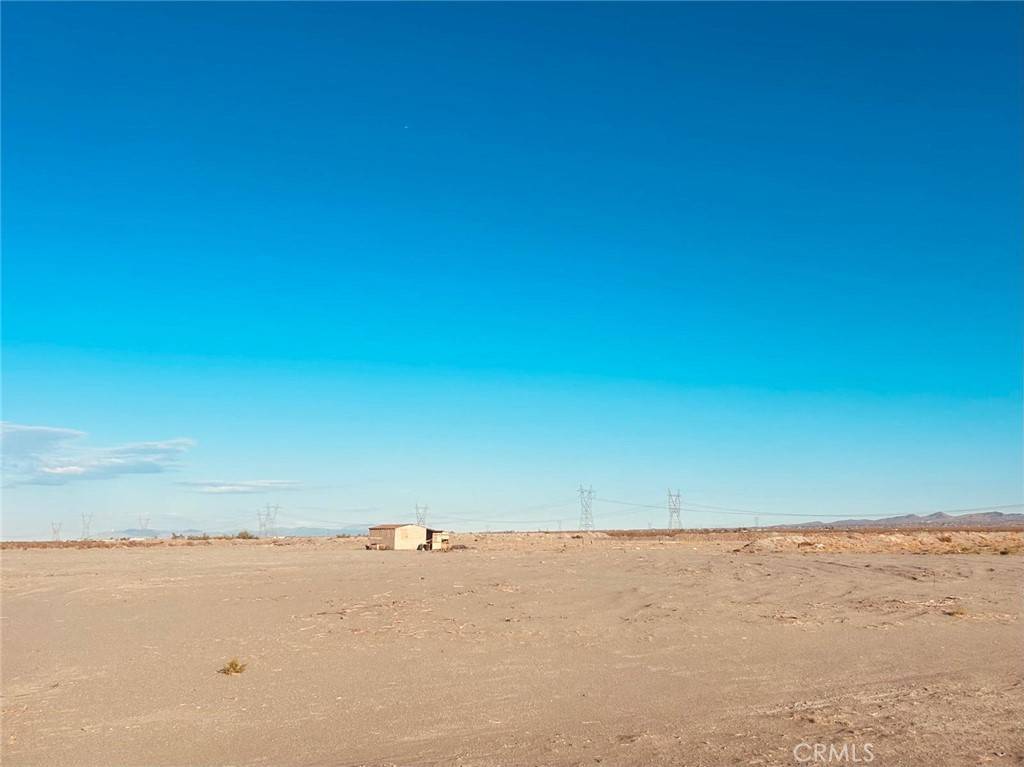 Phelan, CA 92371,0 Oasis RD