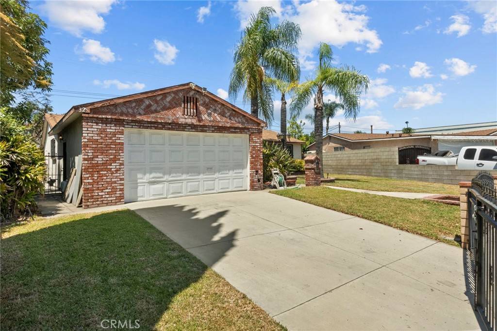 Pomona, CA 91767,327 Flaxton ST