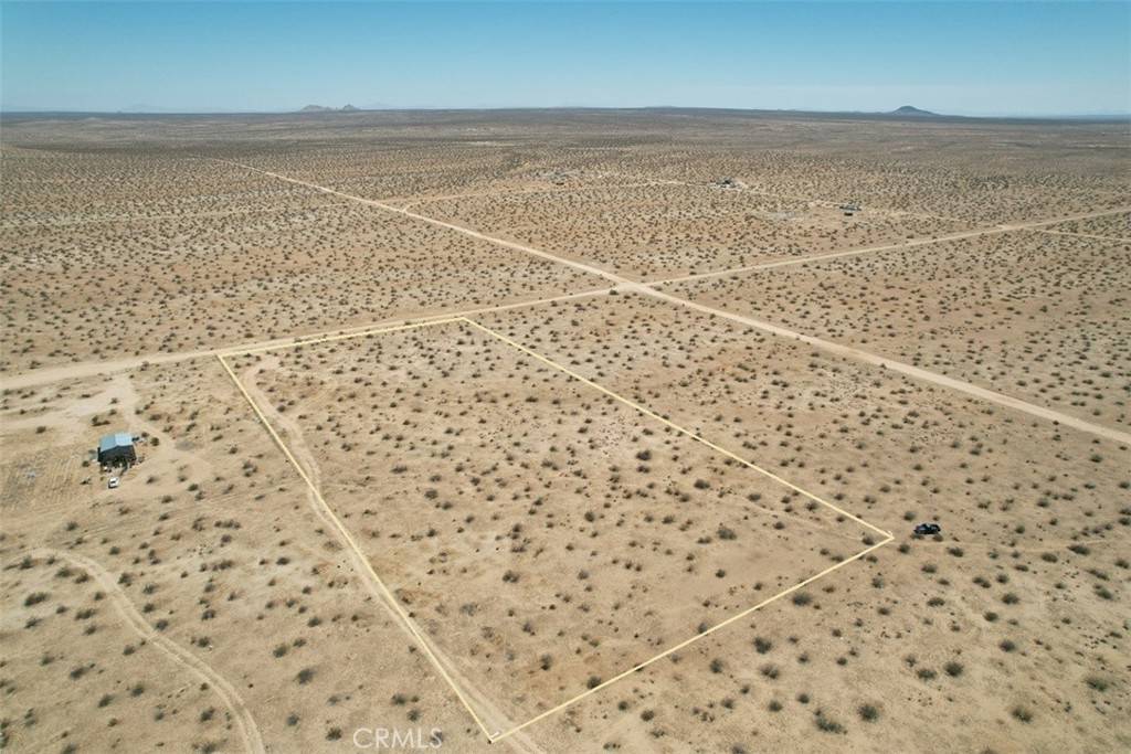 Adelanto, CA 92301,0 Pineridge Rd