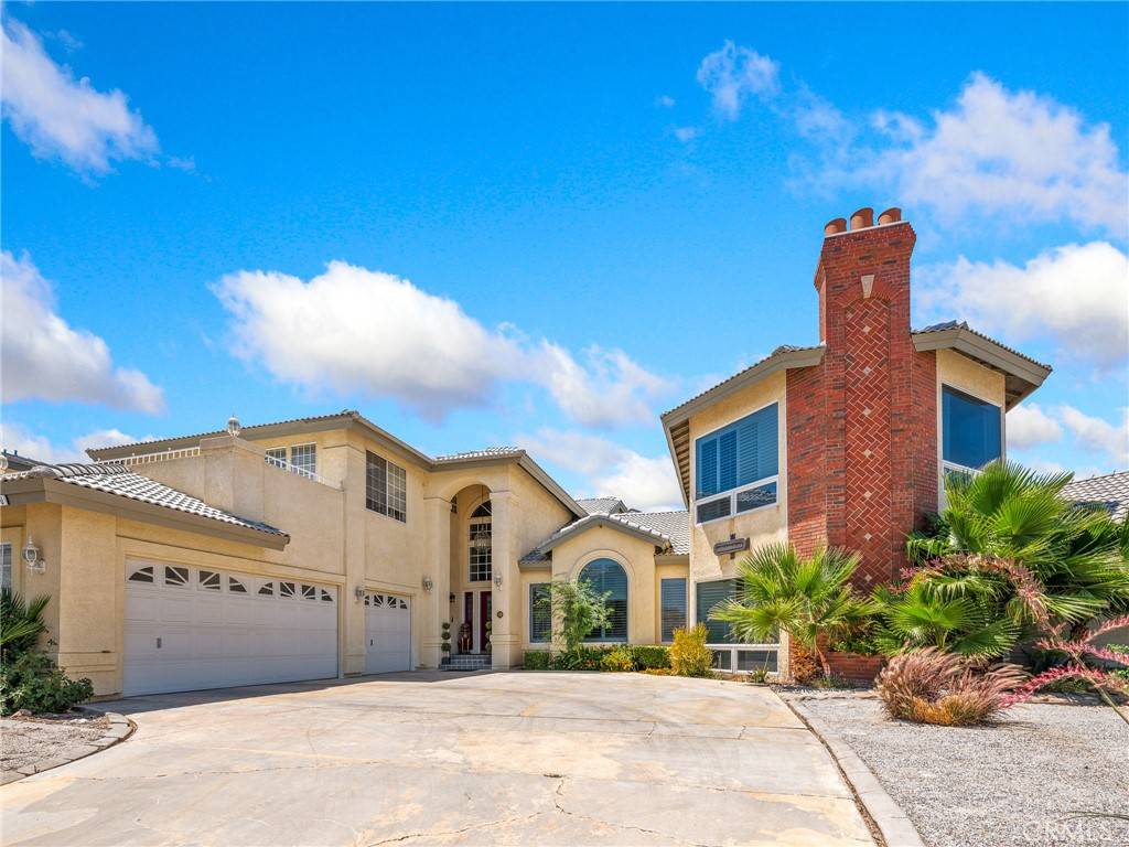 Victorville, CA 92395,17970 Vista Point DR