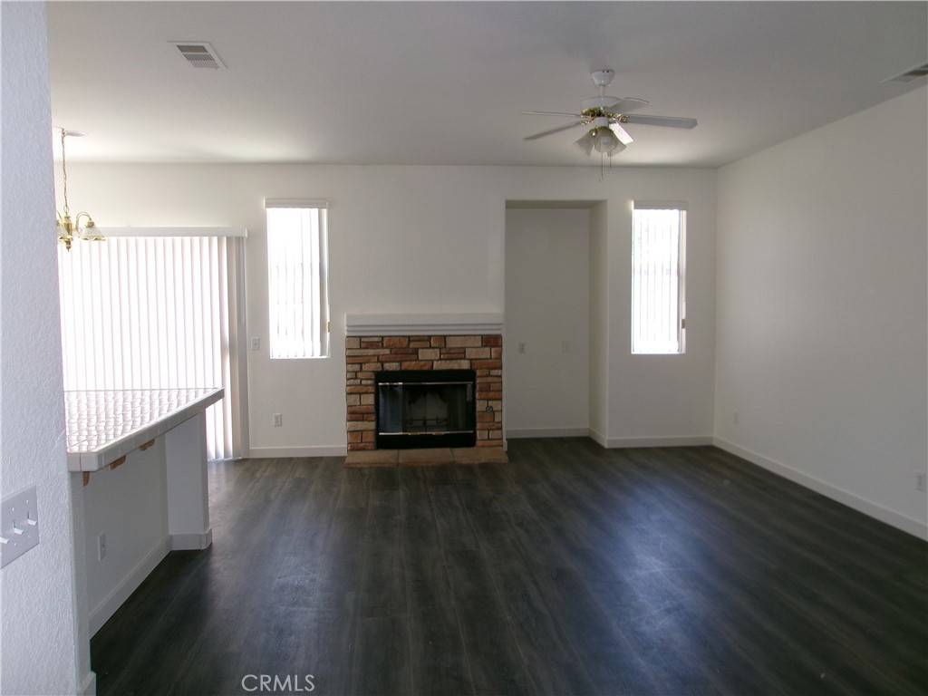 Victorville, CA 92392,13380 VISTA VERDE ST