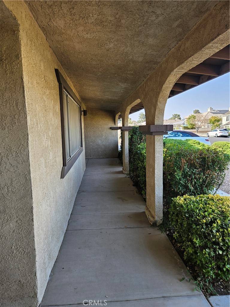 Victorville, CA 92395,12546 Rain Shadow RD