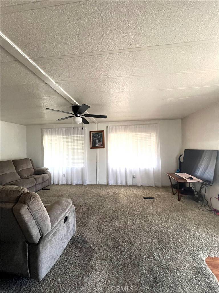 Victorville, CA 92395,13393 Mariposa RD #278