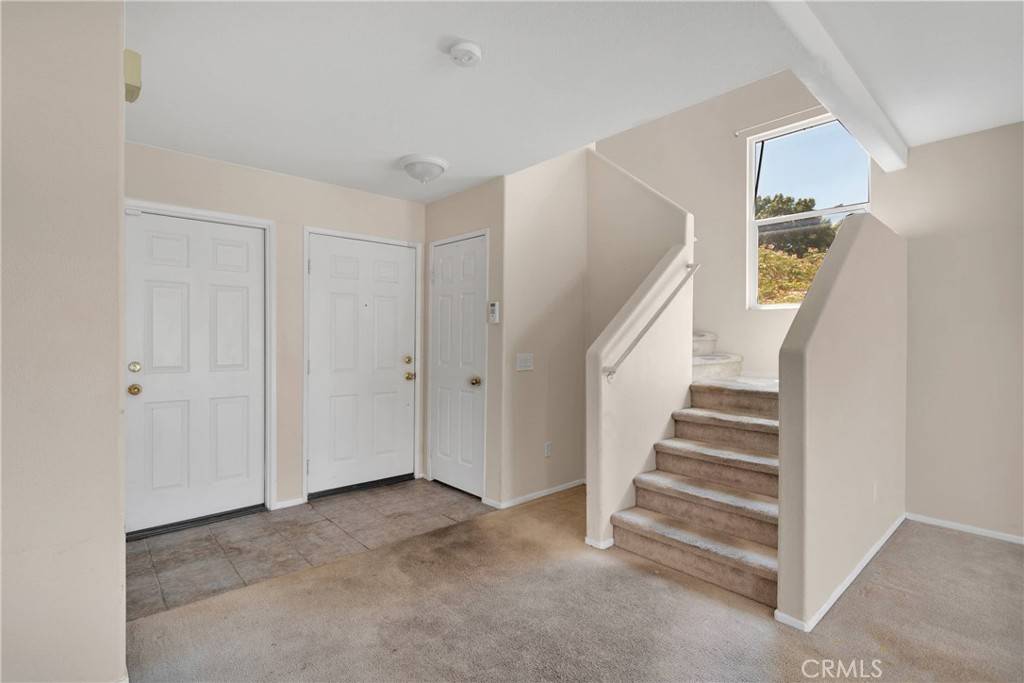 Victorville, CA 92394,14094 Gray LN