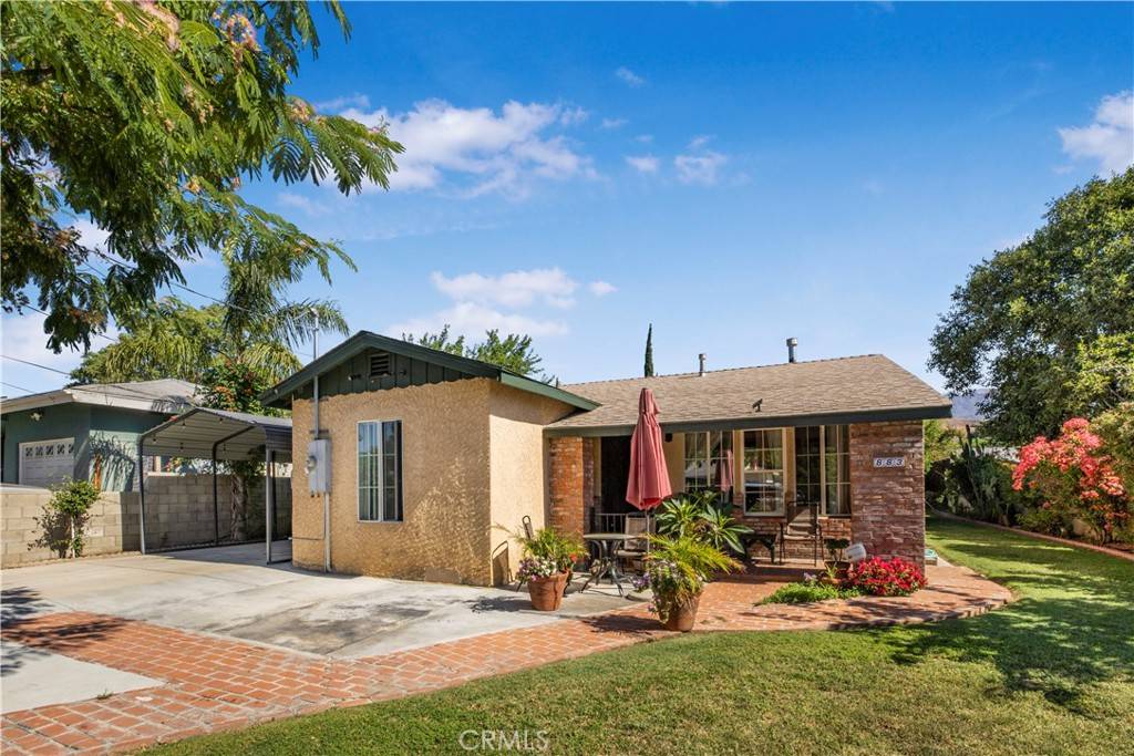 Banning, CA 92220,883 W Nicolet ST