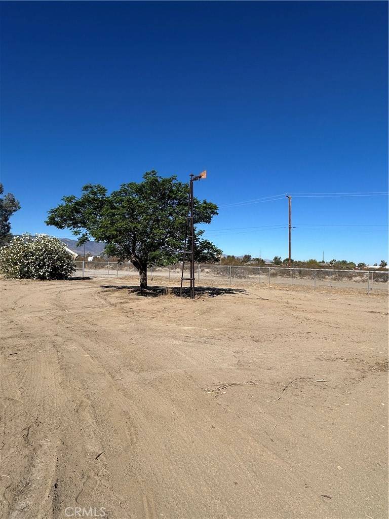 Phelan, CA 92371,13373 Campanula RD