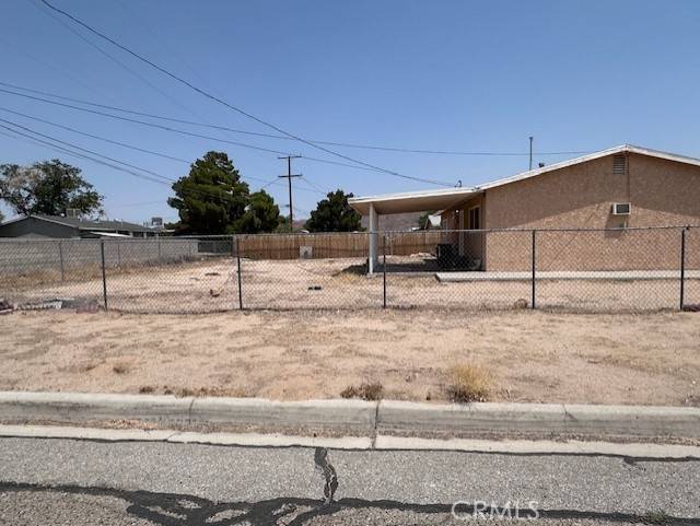 Yermo, CA 93298,36028 Dividing Line ST
