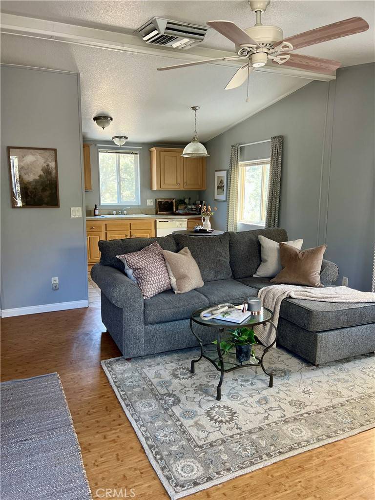 Wrightwood, CA 92397,7835 Via Verde AVE