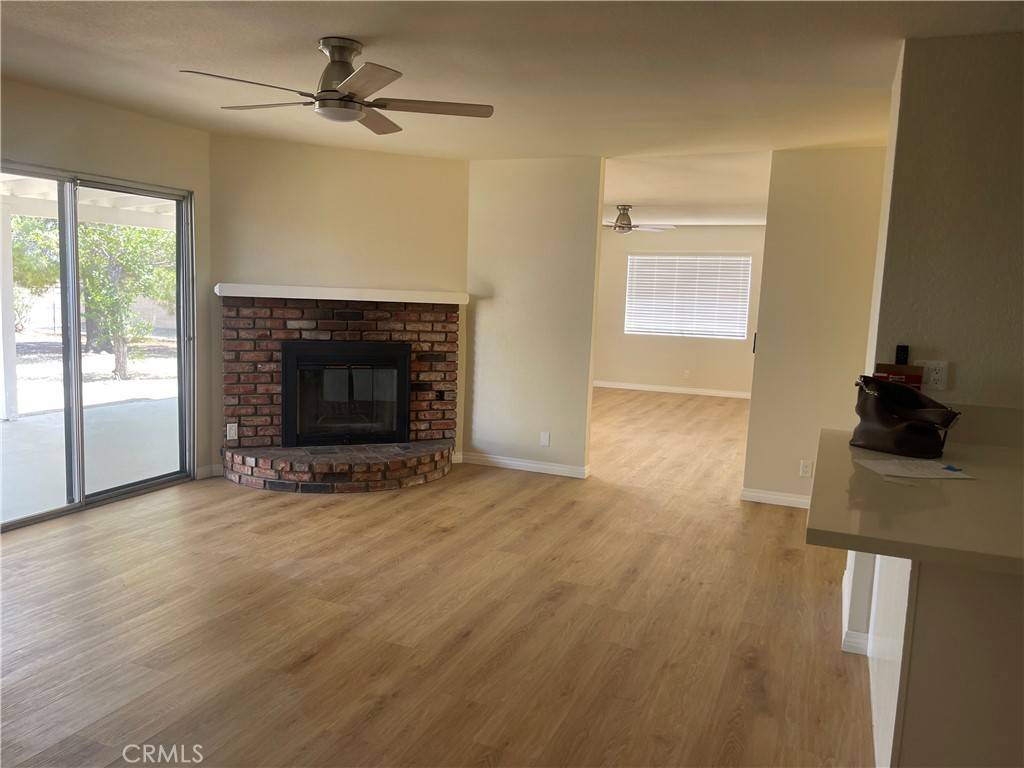 Hesperia, CA 92345,18124 Westlawn ST