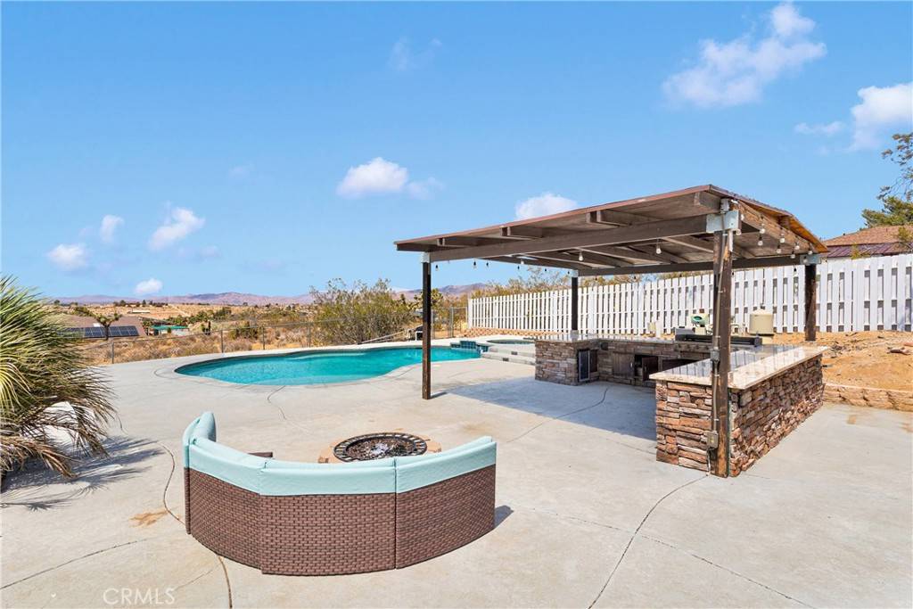 Apple Valley, CA 92308,22752 Roundup WAY