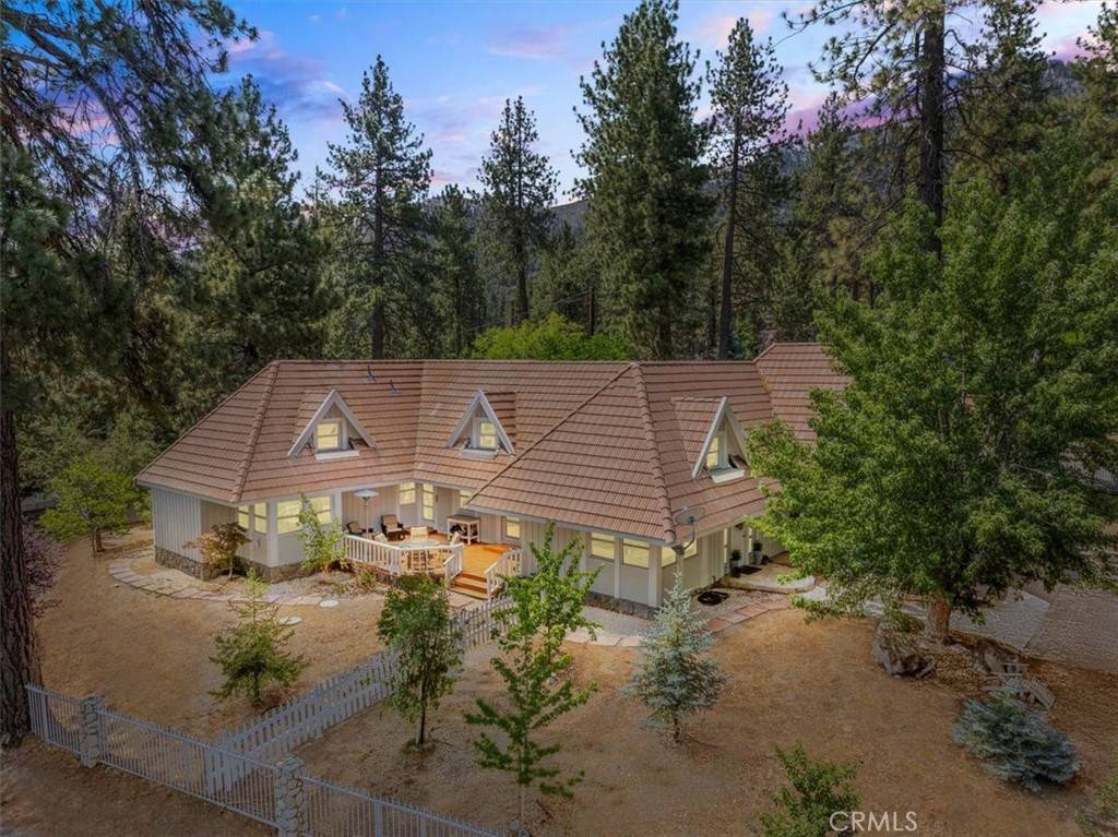 Wrightwood, CA 92397,1859 Virginia ST