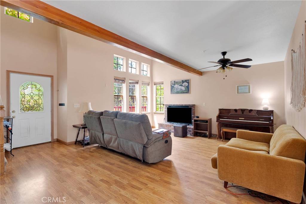 Wrightwood, CA 92397,5435 Heath Creek DR