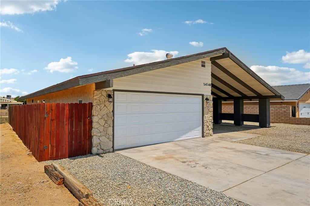 Helendale, CA 92342,14540 Lighthouse LN