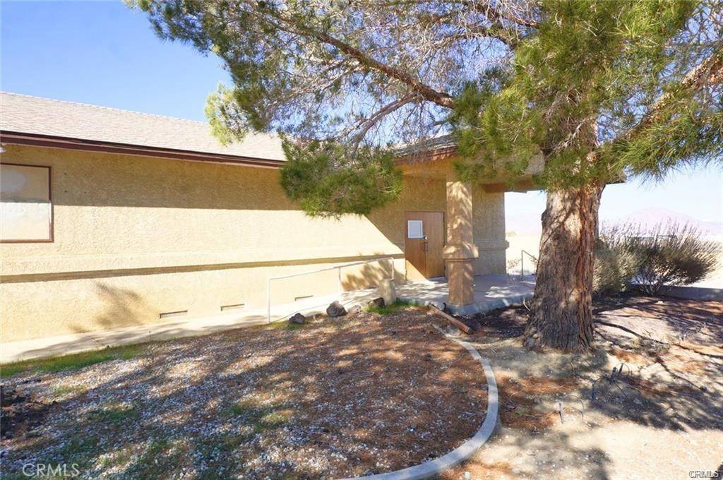 Lucerne Valley, CA 92356,11112 Barstow RD