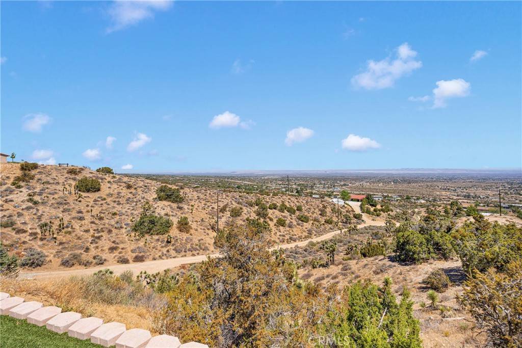 Pinon Hills, CA 92372,8316 Lona LN