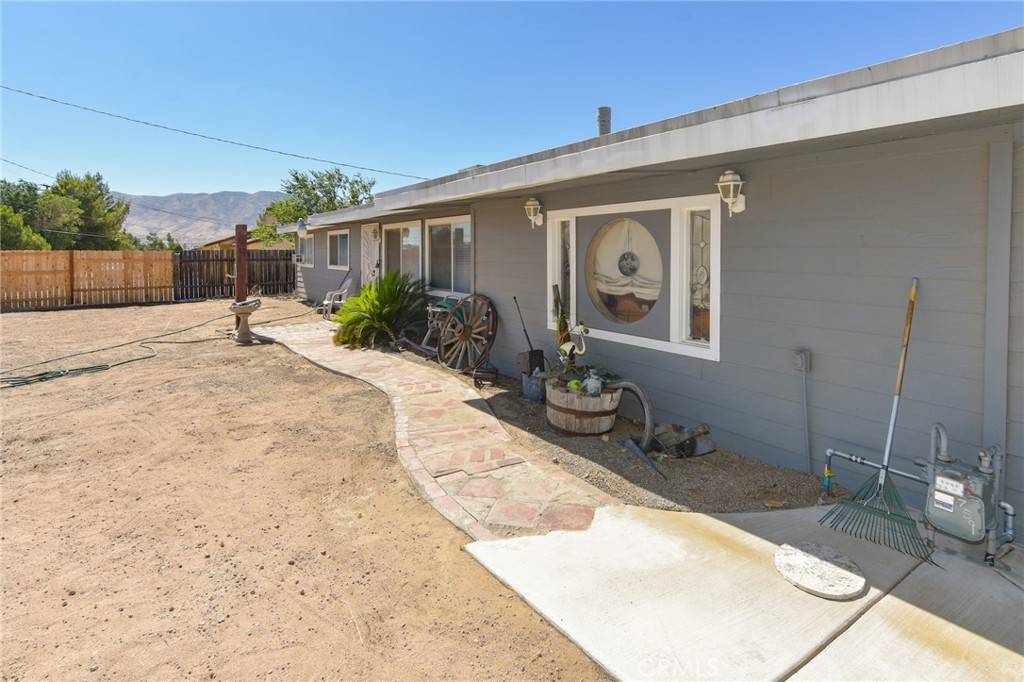 Hesperia, CA 92345,18917 Centennial ST
