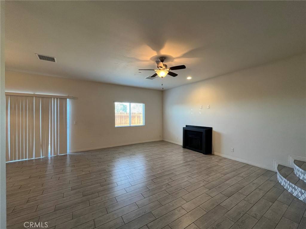 Apple Valley, CA 92307,16277 Viho RD