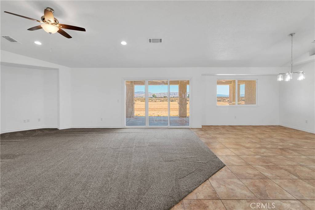 Apple Valley, CA 92307,22983 Broken Lance RD
