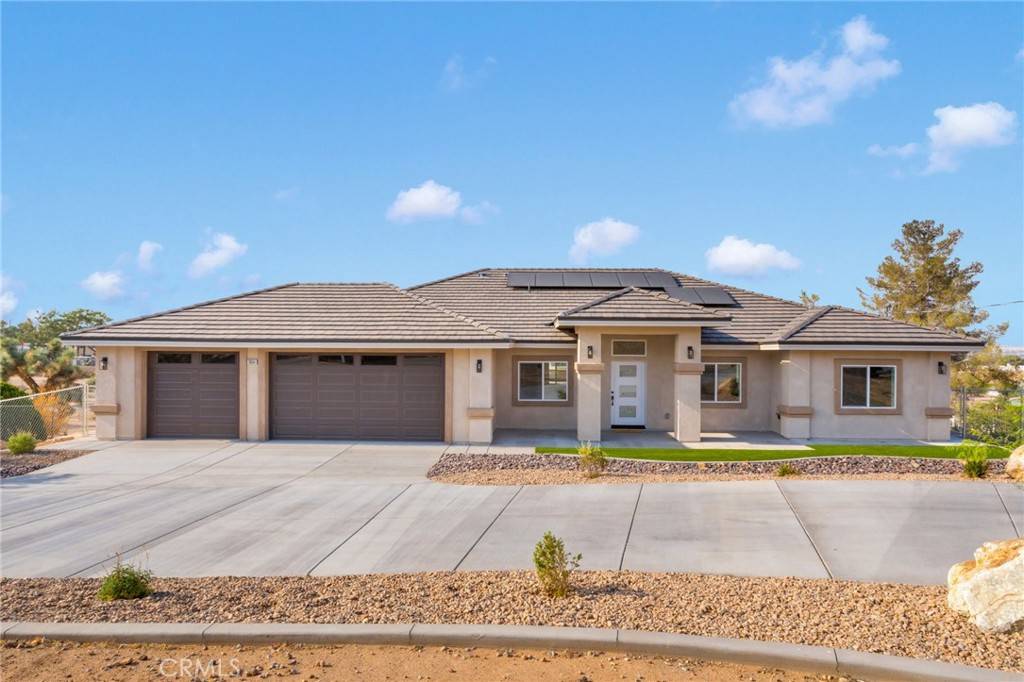 Hesperia, CA 92345,18554 Temecula AVE