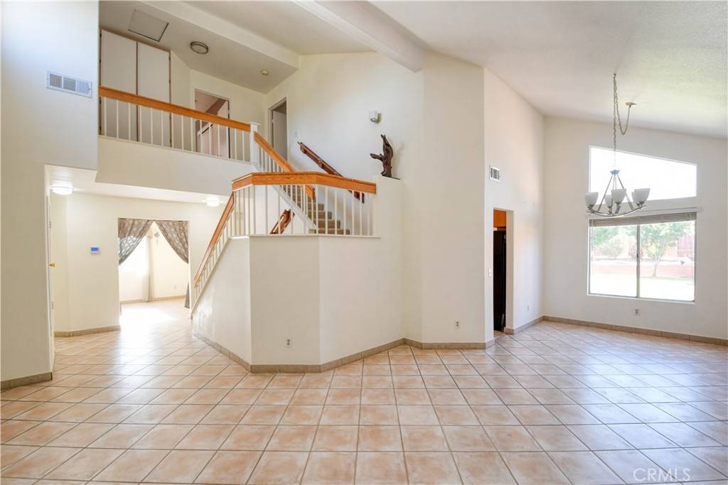 Victorville, CA 92392,14389 Las Flores DR