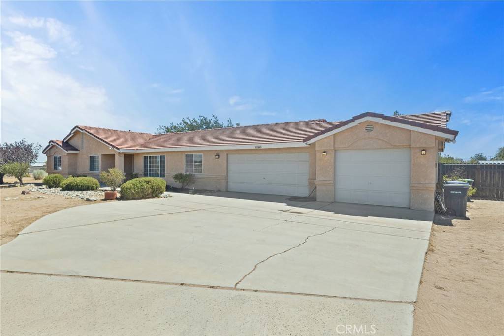 Oak Hills, CA 92344,10385 Braceo ST