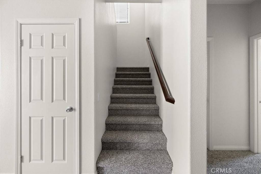 Fontana, CA 92336,5585 Bella WAY
